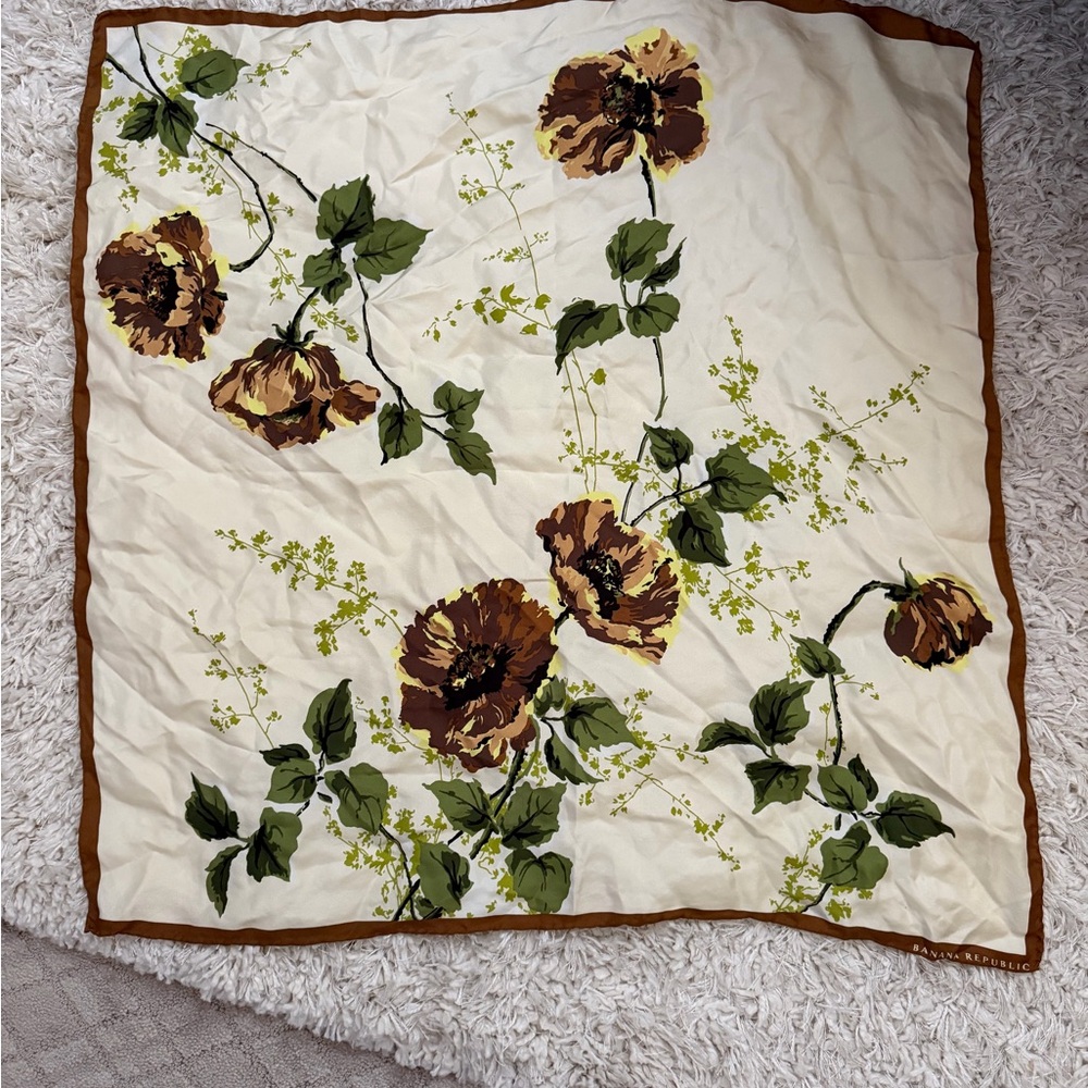 Banana Republic Cream and Brown Floral Scarf - Picture 2 of 3